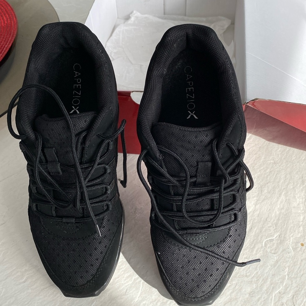 Capezio dance shoes. Size 10